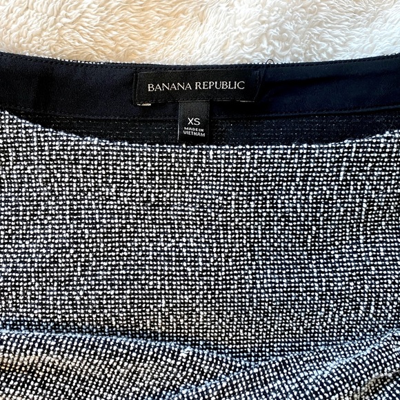 Banana Republic 3/4 Bell-Sleeve Tweed Top - Picture 5 of 6